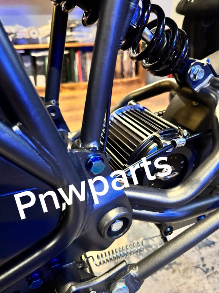 Rizzler sub frame titanium (4)