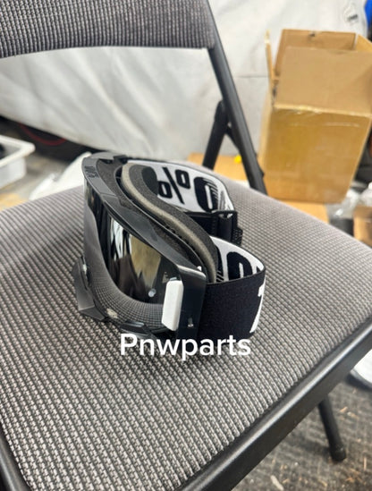 Adjustable 100% goggles