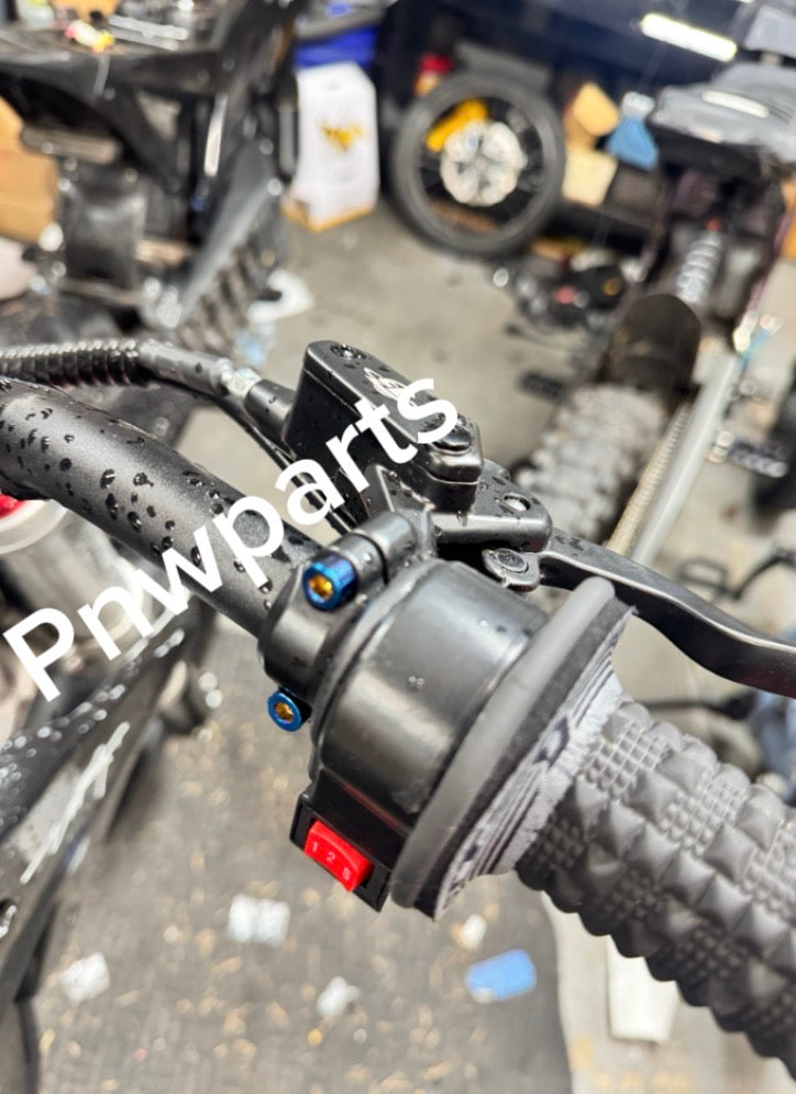 Etm rtr stock break mount bolts (2)