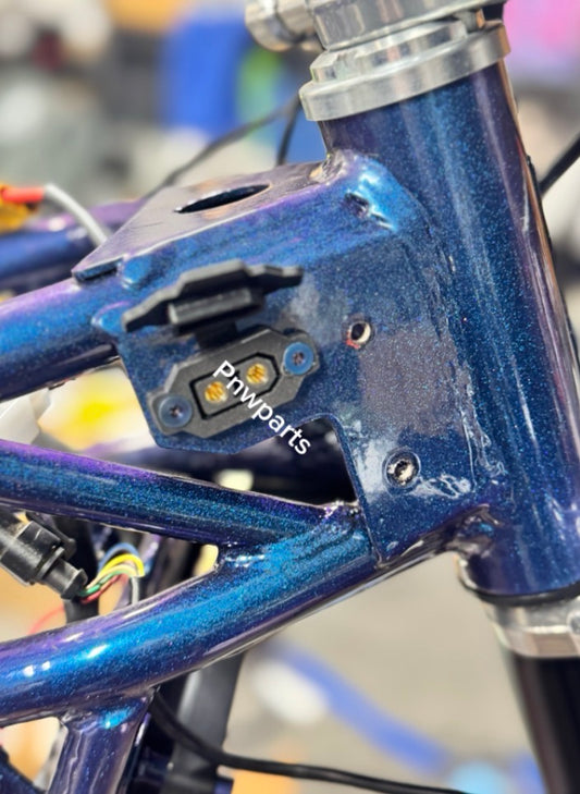 Etm charging port bolts (2)