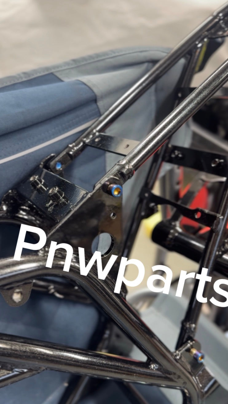 Etm rtr subframe bolts (4)
